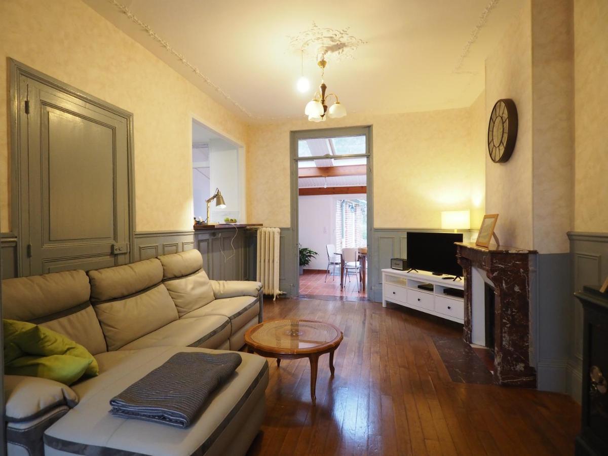 Вілла Elegant Bourgeoise Style House With Garden Лан Екстер'єр фото